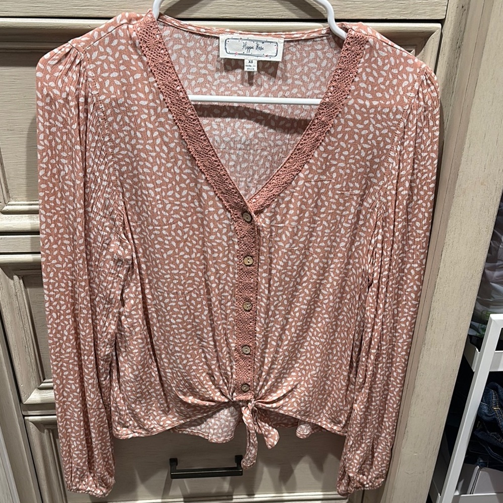 Women's Pink Button-Up Top